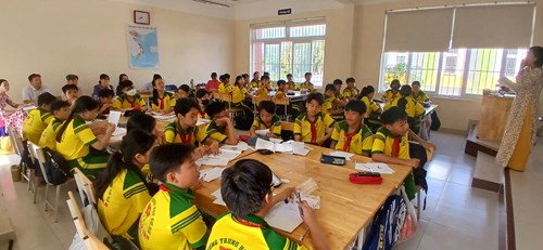 Tổ Ngữ văn Sinh hoạt chuyên môn- Thao giảng tháng 3