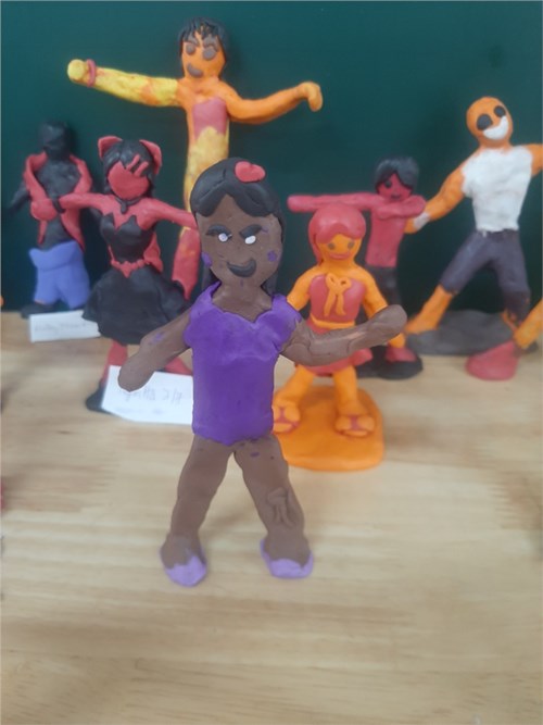 Sản phẩm từ bài học môn mĩ thuật .