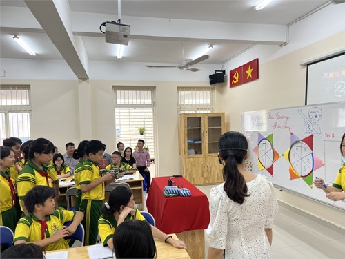 Thao giảng môn Toán cấp Quận tháng 4/2024