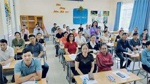 Trường THCS Tôn Thất Tùng tổ chức Hội nghị Cha Mẹ Học Sinh đầu năm cho học sinh 4 khối 6, 7, 8, 9 năm học 2024-2025