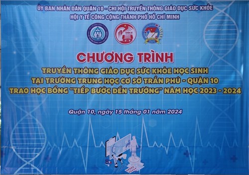 Ngày 15.01.2024 Trường THCS Trần Phú  tổ chức chương trình truyền thông giáo dục sức khỏe học sinh - Trao học bổng “Tiếp bước đến trường” năm học 2023-2O24.