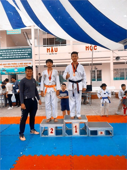 Hội khoẻ phù đổng năm 2019-2020