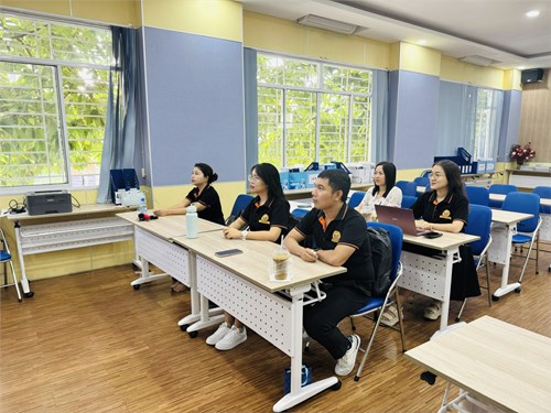 Tổ tiếng Anh tập huấn sách Friends Plus 9 ngày 25/7/2024