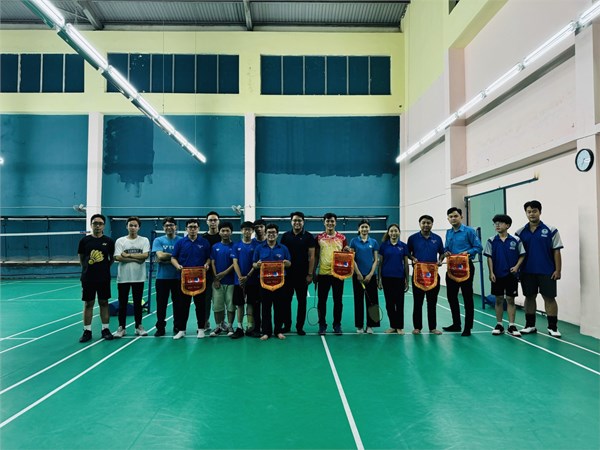 Hoạt động chào mừng 93 năm ngày thành lập đoàn tncs hồ chí minh (26/03/1931 - 26/03/2024) và chào mừng đại hội đại biểu hội lhtn việt nam các cấp, nhiệm kỳ 2024 - 2029