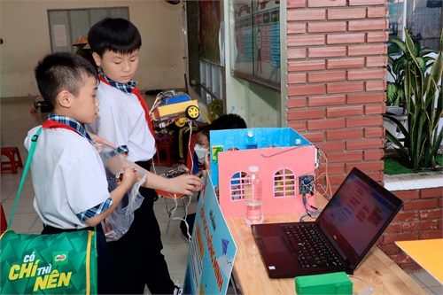 Ngày hội STEM năm học 2023 – 2024