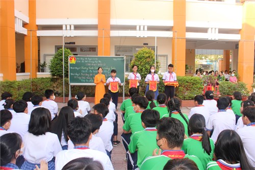 Sinh hoạt dưới cờ tuần 22