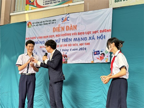 Các hoạt động nâng cao năng lực số, kỹ năng sử dụng mạng xã hội cho đội viên, học sinh