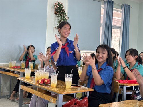 Chương trình giao lưu Chỉ huy Đội trưởng thành tiêu biểu năm học 2023-2024