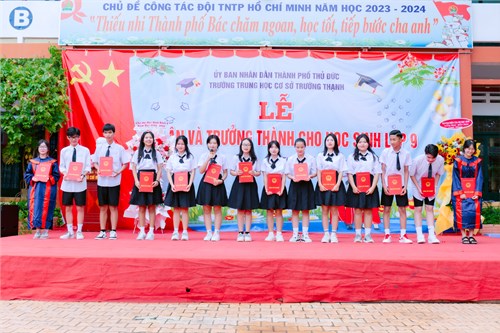 Trường THCS Trường Thạnh tổ chức Lễ  TRI ÂN VÀ TRƯỞNG THÀNH CHO HỌC SINH KHỐI 9 