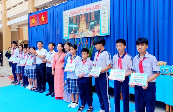 🌻công tác chăm lo cho các em học sinh