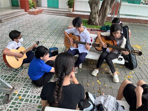 Câu lạc bộ âm nhạc ngày 09/11/2024