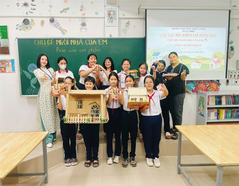 Hình ảnh CLB khéo tay sáng tạo tháng 11/2024