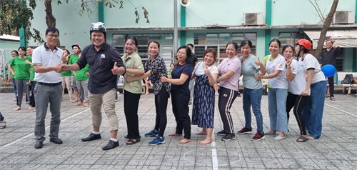 Tổ chức các trò chơi chào mừng 114 năm Quốc tế Phụ nữ 8/3 và 1984 năm khởi nghĩa Hai Bà Trưng” của CĐV trường THCS Võ Thành Trang