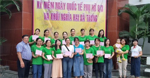 Họp mặt - Khen thưởng Phụ nữ hai giỏi năm 2023