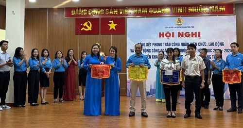 Công đoàn trường THCS Võ Thành Trang tham gia hội thi Văn nghệ kỷ niệm 95 năm thành lập Công đoàn Việt Nam