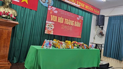 CĐCS tổ chức Tết Trung thu cho con CĐV