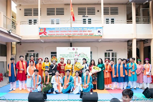 Chuyên đề “Bảo tồn di sản văn hóa” và chương trình “Mang Nhạc cụ dân tộc và nghệ thuật hát bội đến trường học”