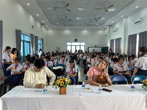 Hội thi hùng biện Tiếng Anh | Năm học 2024-2025