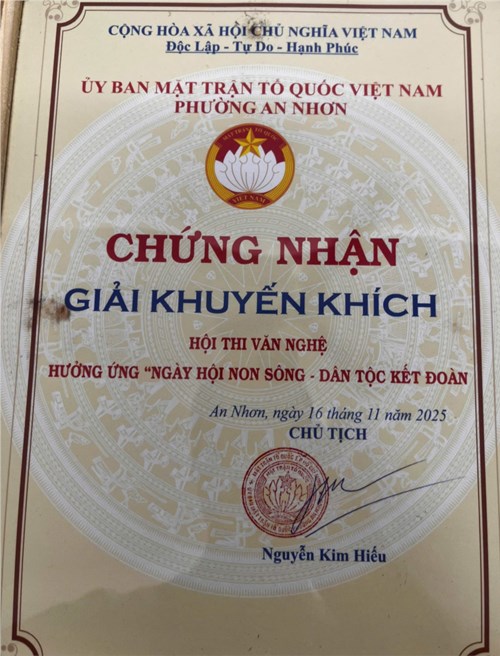 Chủ nhật, ngày 16.11.2025, Trường THCS An Nhơn tham gia Hội thi văn nghệ Hưởng ứng  Ngày hội non sông - Dân tộc kết đoàn .