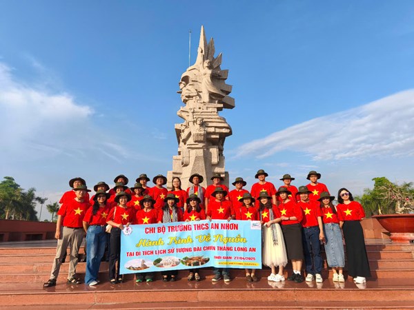 Ngày 27 tháng 4 năm 2025, Chi bộ Trường THCS An Nhơn tổ chức cho Đảng viên trong Chi bộ và Đoàn viên trong Chi đoàn tham gia chuyên đề ngoại khóa năm 2025 “Giải pháp nâng cao chất lượng sinh hoạt chi bộ gắn với xây dựng mô hình chi bộ 4 tốt”.