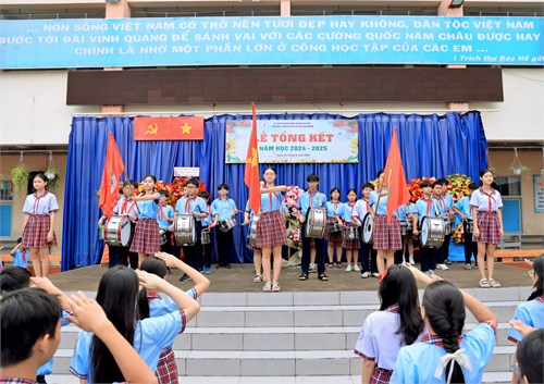 Sáng thứ Hai, ngày 26/5/2025, Trường THCS An Nhơn tổ chức Lễ Tổng kết năm học 2024-2025.