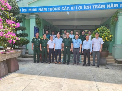 Bộ tư lệnh thành phố hồ chí minh khảo sát dự án xây dựng công trình nhà vệ sinh “xanh - sạch - đẹp” cho trường thcs an nhơn tây