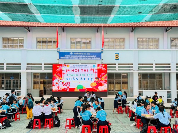 Liên đội trường thcs bàn cờ tổ chức nhiều hội thi chào đón tết nguyên đán – xuân ất tỵ 2025