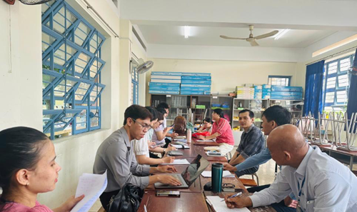 Sinh hoạt tổ chuyên môn khoa học tự nhiên hoàn thiện công việc hki - chuẩn bị hội xuân