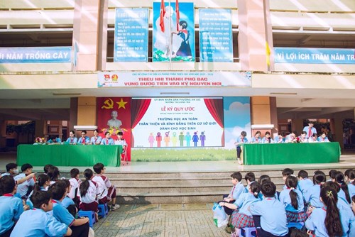 Trường thcs bình tân tổ chức tuyên truyền và ký “quy ước bình đẳng giới” trong học sinh toàn trường