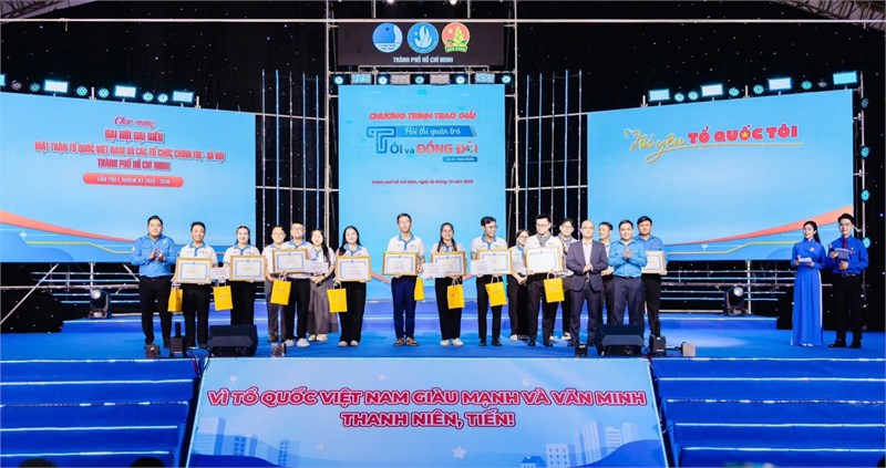 Thầy trần thanh thức đoạt giải khuyến khích
hội thi quản trò “tôi và đồng đội” lần 8 - năm 2025