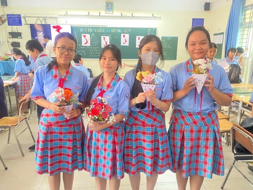 Tích hợp giáo dục chủ quyền biển đảo trong tiết dạy hình học tại trường thcs bình tân