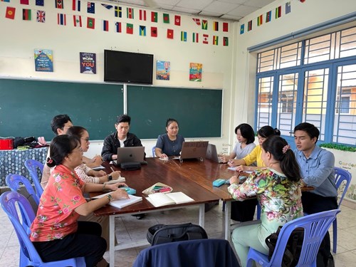 Họp tổ chuyên môn tiếng anh tuần 8 năm học 2025–2026