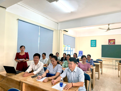 Sinh hoạt chuyên môn tổ ngữ văn tuần 3 tháng 11