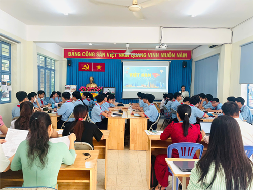 Tiết thao giảng sáng tạo “danh thắng và di tích tôi yêu” ở trường thcs bình tân