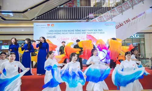 Liên hoan văn nghệ “tiếng hát thầy và trò” chào mừng ngày nhà giáo việt nam (20/11/1982 - 20/11/2025)