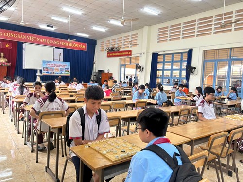 Giải thể thao học sinh môn cờ tướng