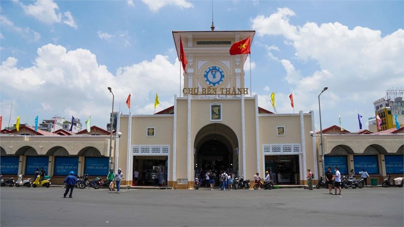 Chợ bến thành – thiên đường mua sắm, ẩm thực của sài gòn