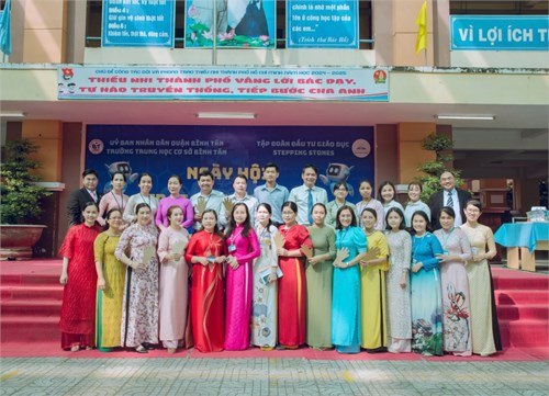 Học sinh trường thcs bình tân trải nghiệm stem