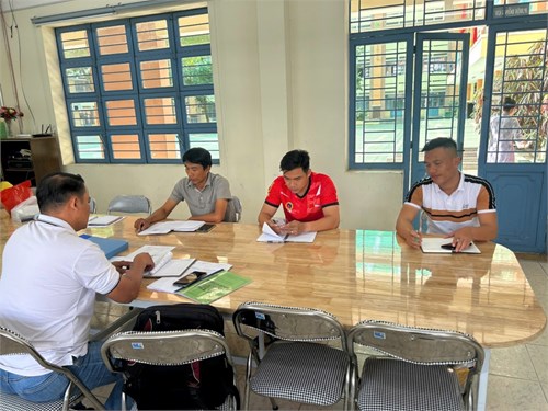 Sinh hoạt chuyên môn lần 1 tháng 4 tổ giáo dục thể chất