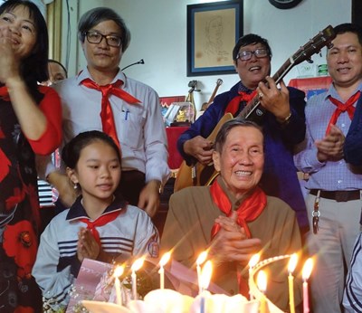 Nhạc sĩ phạm tuyên - người chép sử bằng âm nhạc