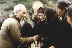 Kể chuyện Bác Hồ câu chuyện:  Mừng cho các cháu Bác càng thương mẹ 