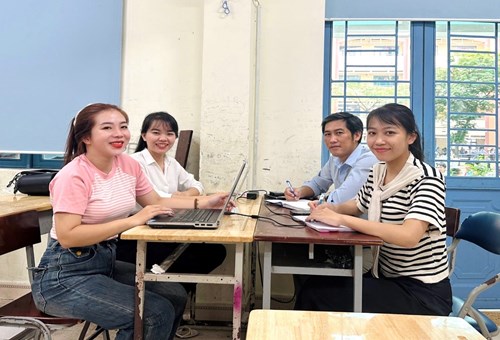 Sinh hoạt chuyên môn tháng 08
tổ nghệ thuật