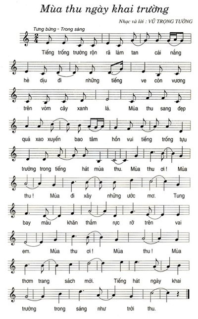 Thơ, nhạc rộn rã cùng tiếng trống khai trường