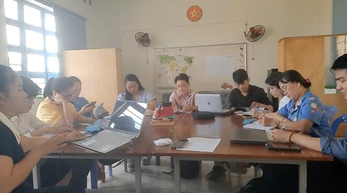 SINH HOẠT CHUYÊN MÔN TỔ TIẾNG ANH Tuần 2 – Năm học 2025 - 2026