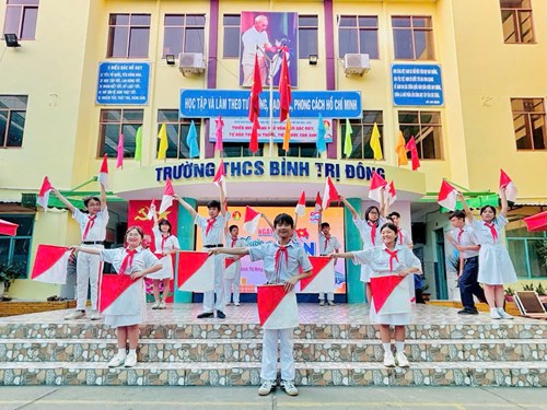 Trường THCS Bình Trị Đông tổ chức ngày hội Tiến bước lên Đoàn
