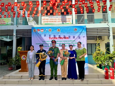 Phụ nữ hòa hưng chung tay xây dựng môi trường học đường an toàn