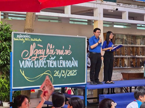 Chi đoàn trường THCS Chu Văn An tổ chức sinh hoạt chuyên đề “Kỉ niệm 94 năm ngày thành lập Đoàn Thanh niên Cộng sản Hồ Chí Minh”