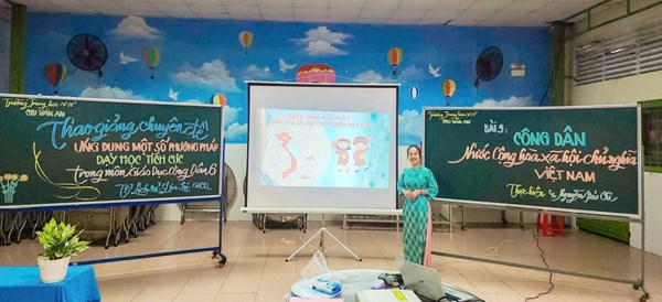 Thao giảng chuyên đề môn Giáo dục công dân với bài: Công Dân nước Cộng Hòa Xã Hội Chủ Nghĩa Việt Nam