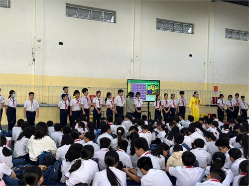 Hoạt động trải nghiệm, hướng nghiệp khối 6 - Chủ đề 6: Xây dựng cộng đồng văn minh, thân thiện