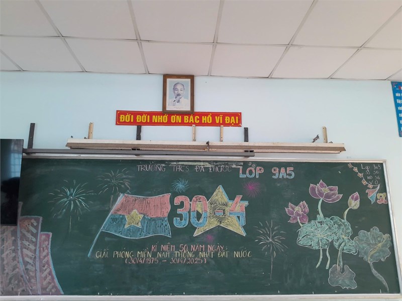 Hoạt động chào mừng 50 năm Giải phóng miền Nam thống nhất đất nước